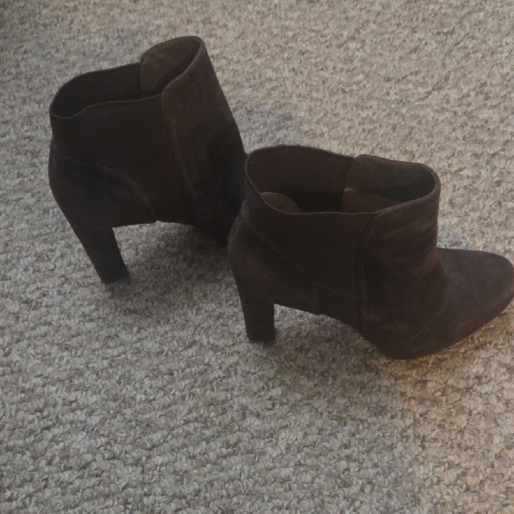 Chic Dark Brown Ankle Booties